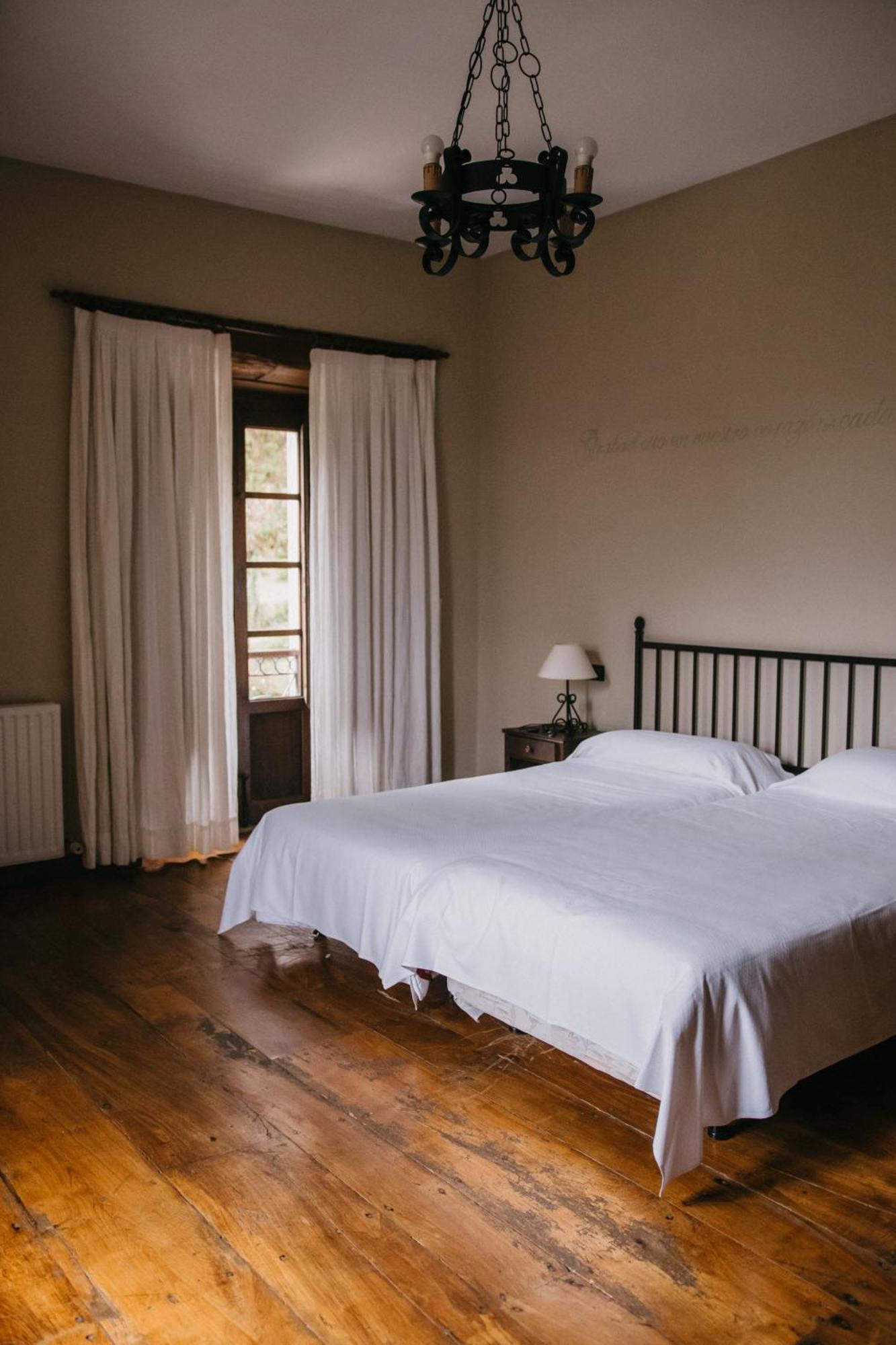 Palacio Conde Toreno Malleza Kültér fotó